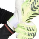 adidas Predator Training M JN5356 goalkeeper gloves – Obrázok 3