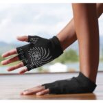 Gaiam Fingerless Anti-Slip Gloves 54029 – Obrázok 10