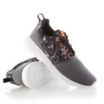 Nike Roshe One Print Jr 677782-004 shoes – Obrázok 2