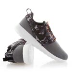 Nike Roshe One Print Jr 677782-004 shoes – Obrázok 9