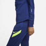 Nike Therma-FIT Strike Winter Warrior W sweatshirt DD0694-492 – Obrázok 4