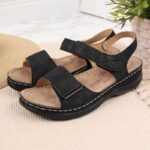 eVento W EVE223D black wedge sandals – Obrázok 11