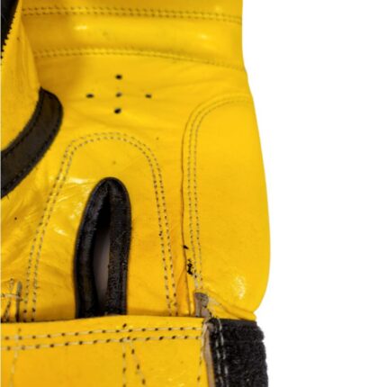 (W) TOP TEN FIGHT RTT-2 Boxing Gloves 10 oz Black and Yellow